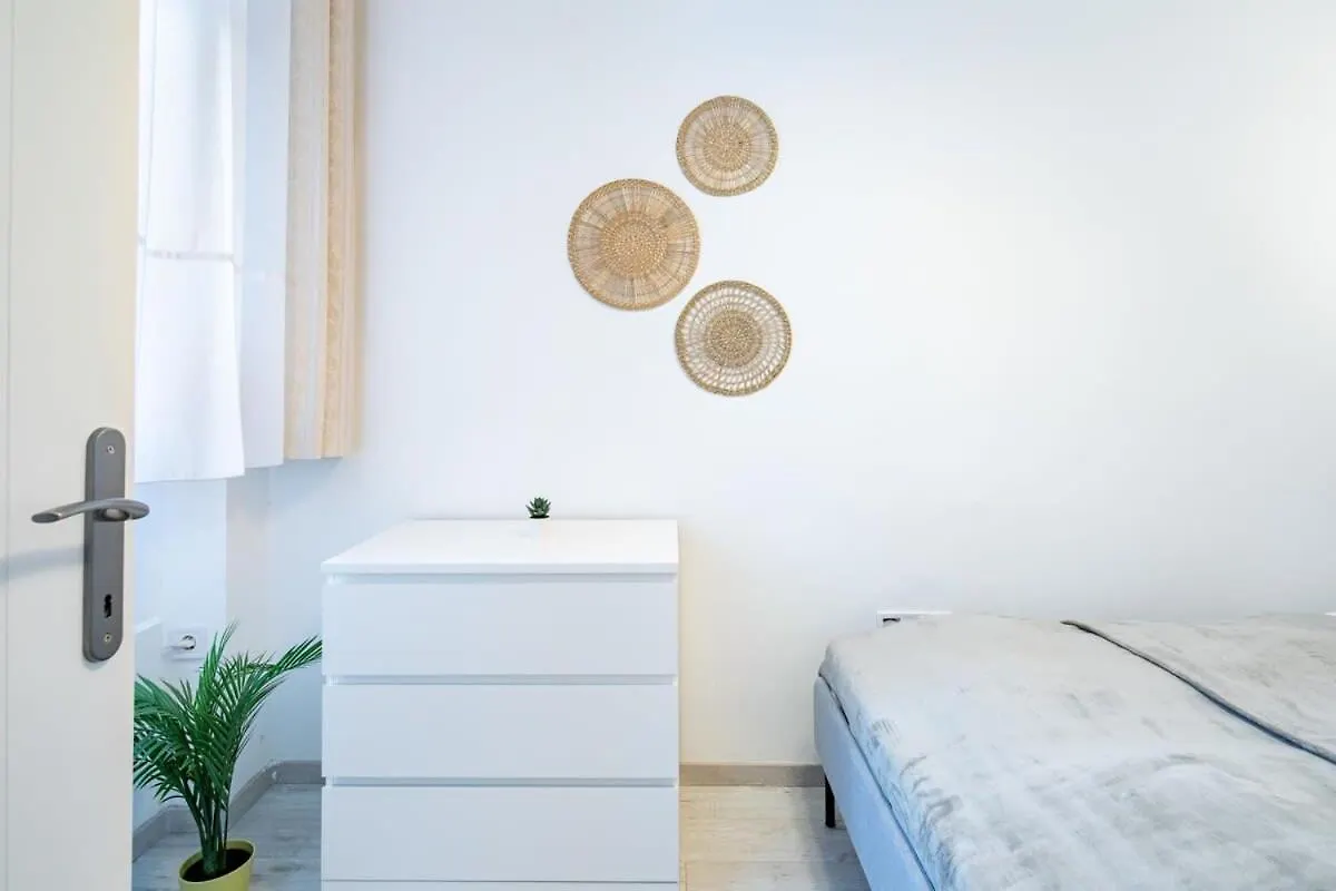 Modern Retreat For 8 Guests Lägenhet Budapest 0*,